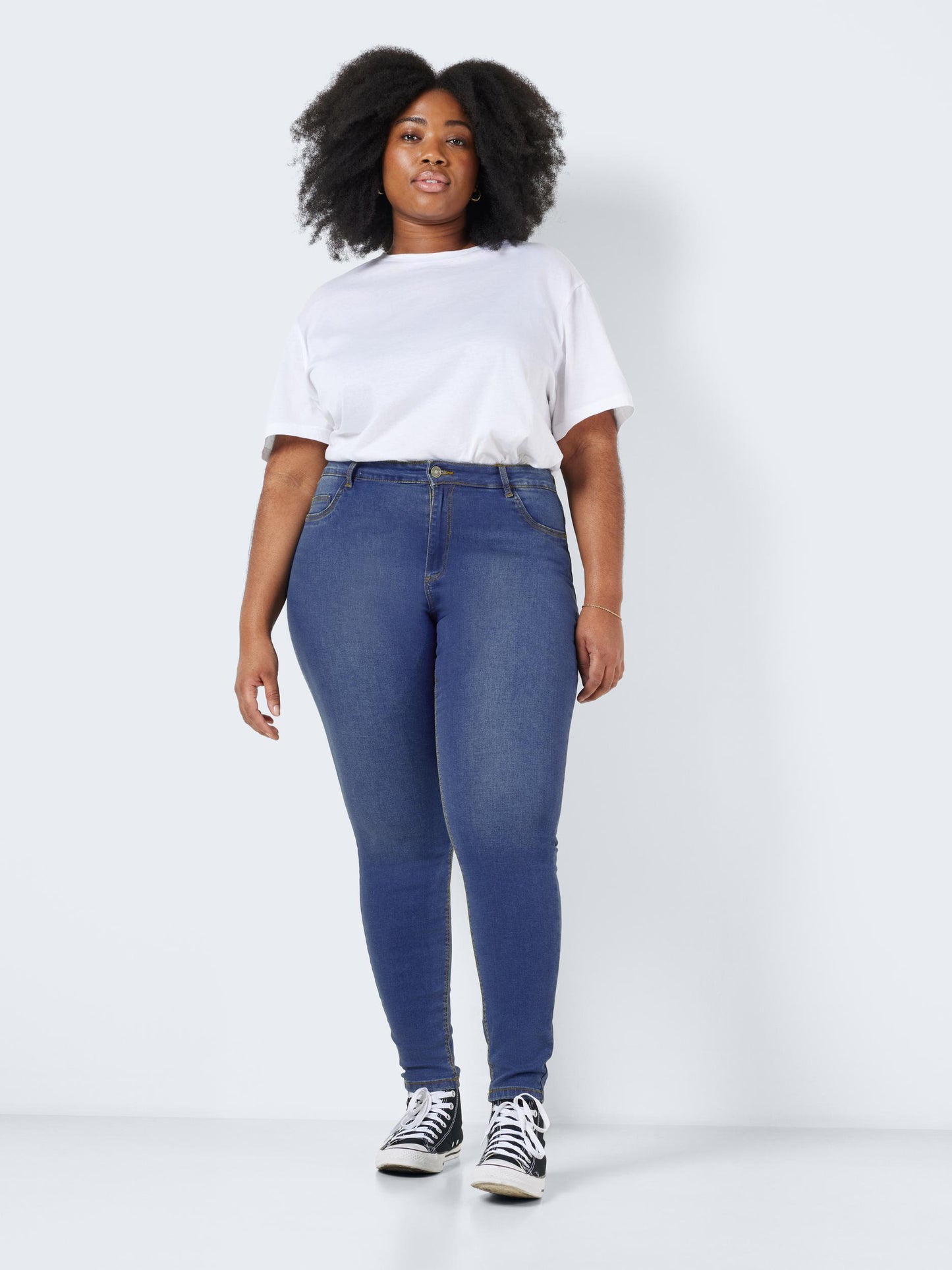 NMCALLIE HW JEANS CURVE - MEDIUM BLUE DENIM