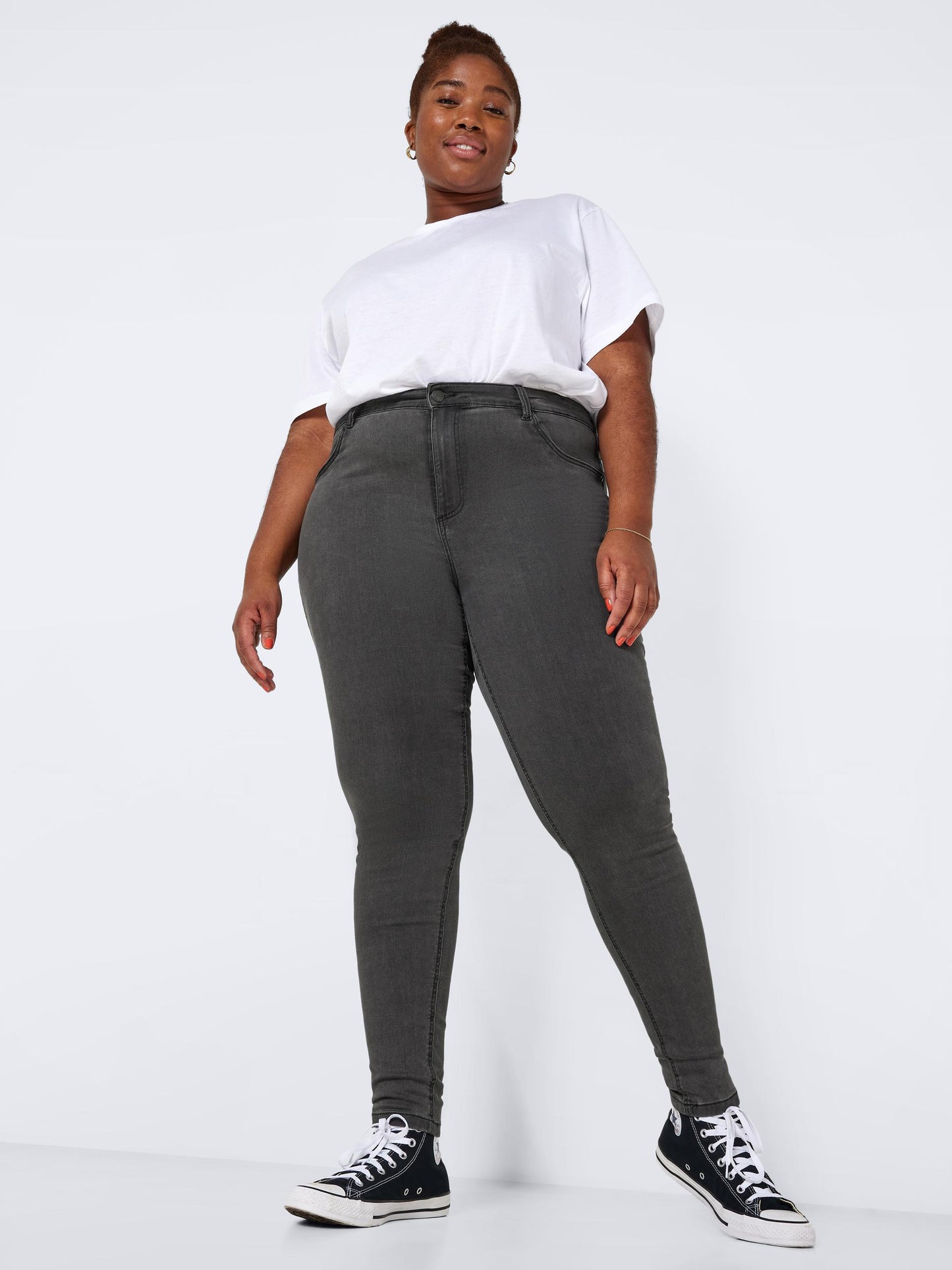 NMCALLIE HW JEANS CURVE -DARK GREY DENIM