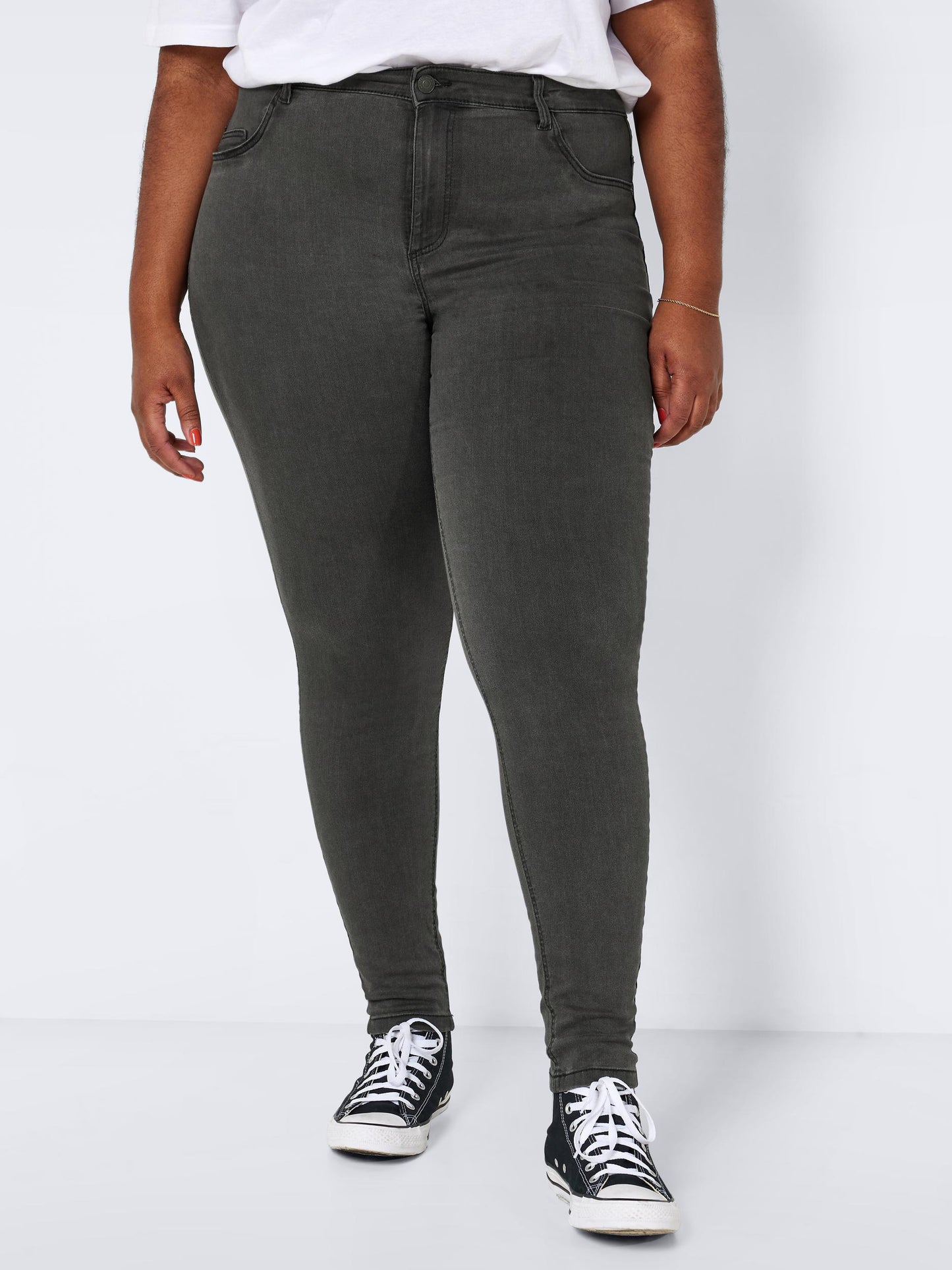 NMCALLIE HW JEANS CURVE -DARK GREY DENIM